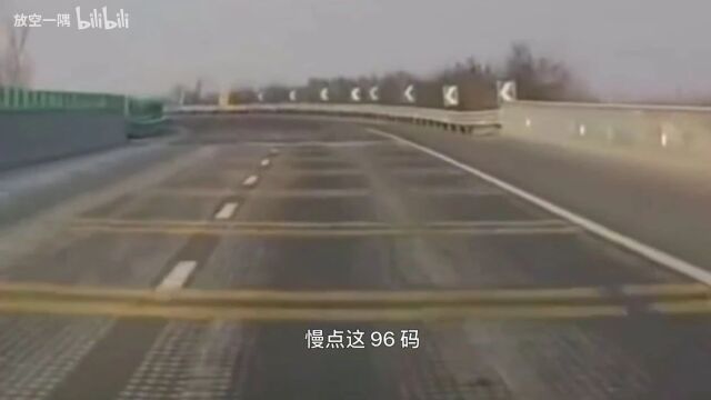 右手消息|工信部春风450MT、鑫源锋刃525亮相;小米汽车来了!摩托还会远吗?67岁重庆阿姨邂逅机车老伴