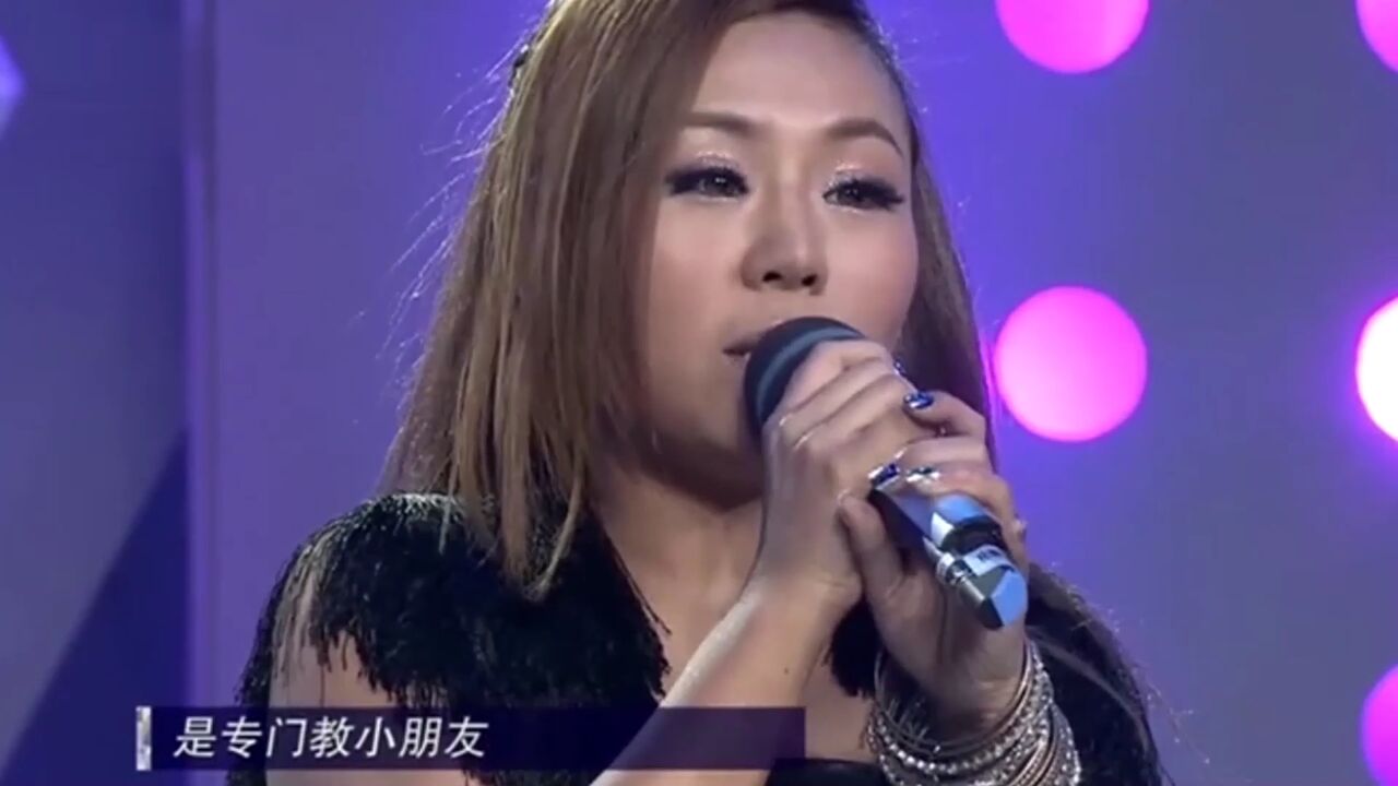 辣妈表演《single ladies》,气场根本不输专业歌手,爱了爱了