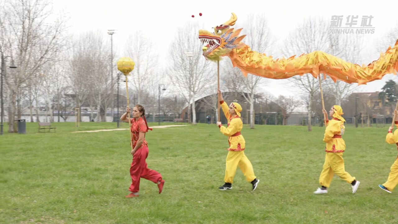 锦绣中国年|意大利武者的“中国龙”情缘