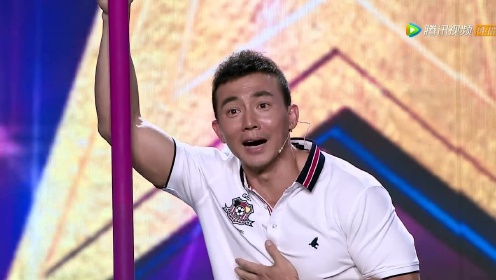 7岁小美女教刘畊宏跳钢管舞高难度动作惊呆乐嘉