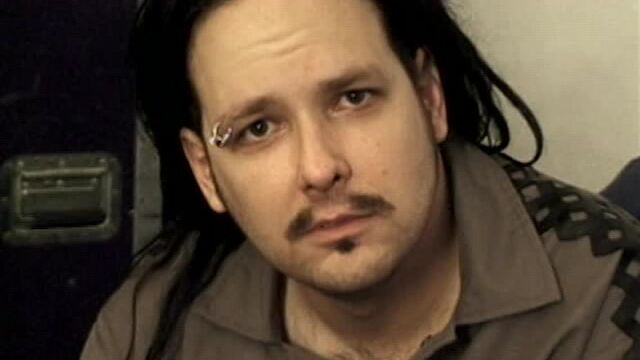 Korn《4U》