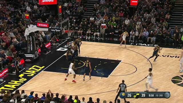 塞克斯顿假突真传送香饼 凯斯勒空接上篮轻松取分