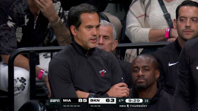 NBA季前赛：热火vs篮网第4节中文解说回放