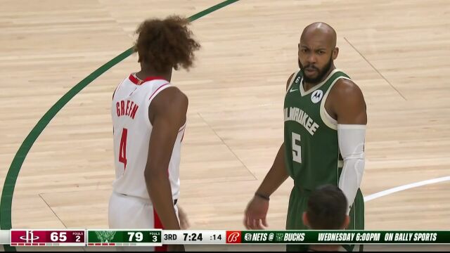 NBA常规赛：火箭vs雄鹿第3节中文解说回放