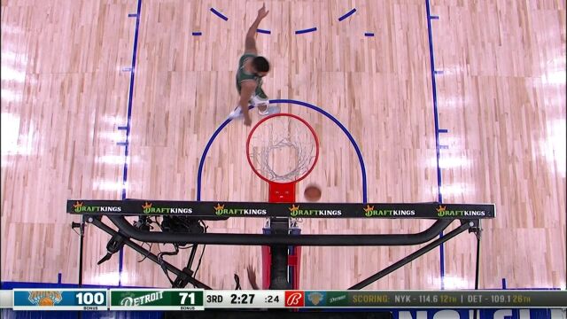 NBA常规赛：尼克斯vs活塞第3节中文解说回放