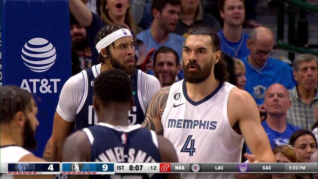 NBA常规赛：灰熊vs独行侠第1节 英文解说回放