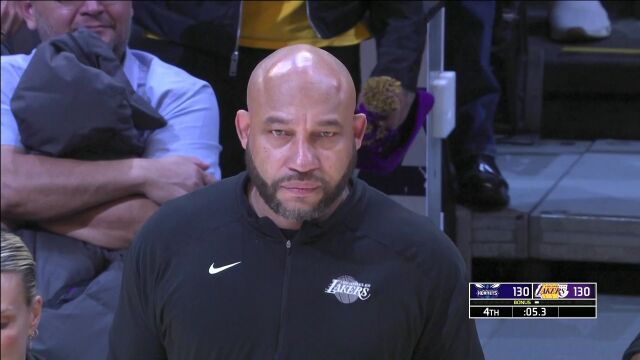 悬念升级！海沃德关键抢板詹姆斯干扰球两分送上