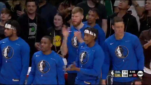 NBA常规赛：独行侠vs湖人加时二中文解说回放