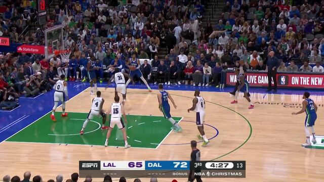 喂饼喂多了也想吃个饼 布洛克直塞篮下东契奇稳稳打进