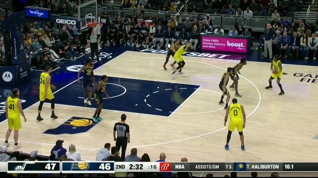 在哈利伯顿的运筹帷幄之下效果不错 杰克逊内史密斯连取4分