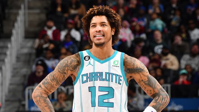 乌布雷vs活塞集锦 16投9中砍下27分4篮板助队取胜