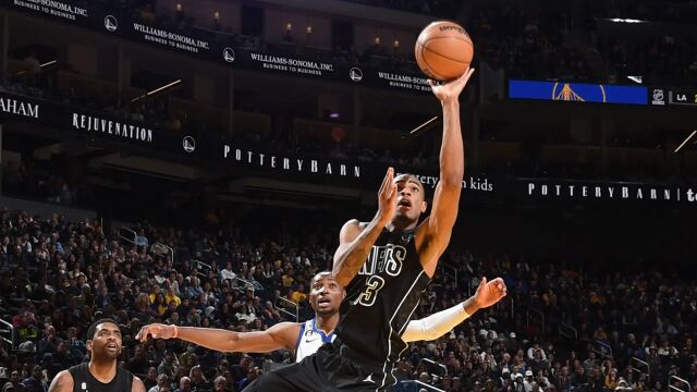 NBA·篮网120-116逆转勇士