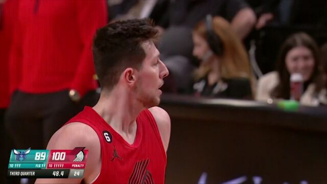 NBA常规赛：黄蜂vs开拓者第3节中文解说回放