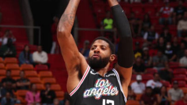 乔治vs热火集锦 29+8+7内突外投手感爆棚