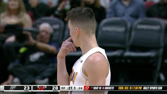 NBA常规赛：马刺vs热火第1节 英文解说回放