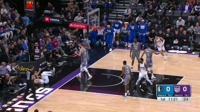 欧文假突真传鲍威尔上篮2+1 约什格林三分穿云手起刀落