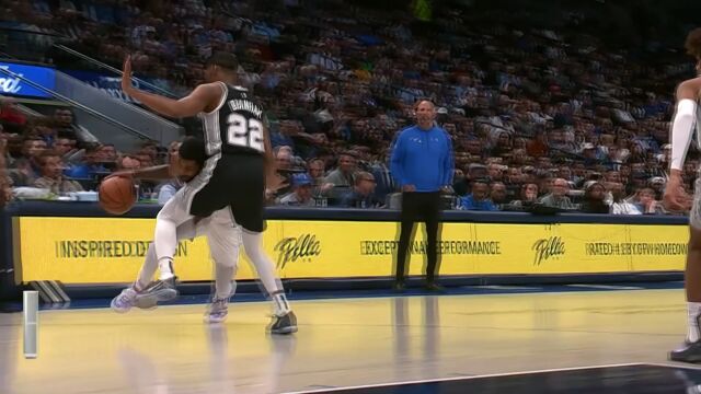 打的就是节奏差 欧文戏耍防守轻松打进