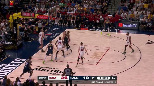 快刀斩乱麻！约基奇见缝插针加速上篮碾压禁区