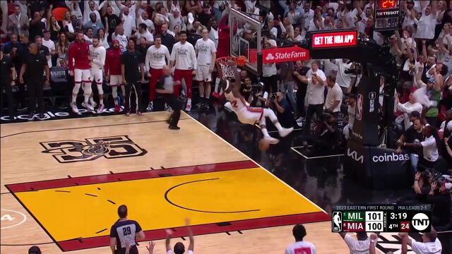热火已经烧穿球场 巴特勒反击肆虐篮筐仰天长啸