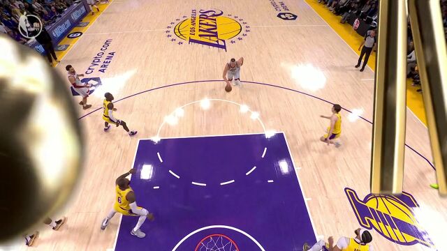 机智且无畏！老詹身先士卒连造约基奇两次进攻犯规