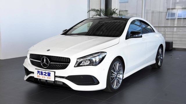 奔驰CLA级 2019款 CLA 220 4MATIC