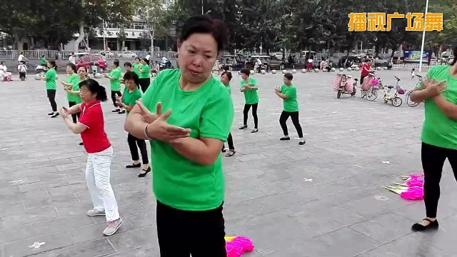 路梅有氧键身广场舞 想起妈妈泪如雨