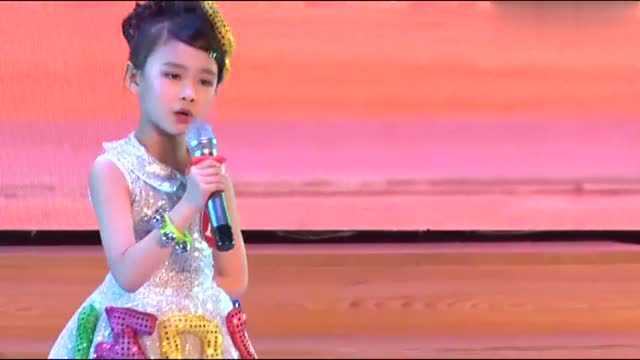 小歌手黄子琪演唱《Do Re Mi》