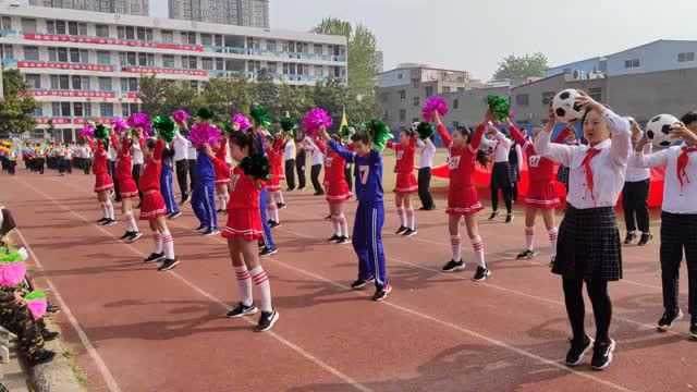 漯河育才小学阳光体育节开幕式表演