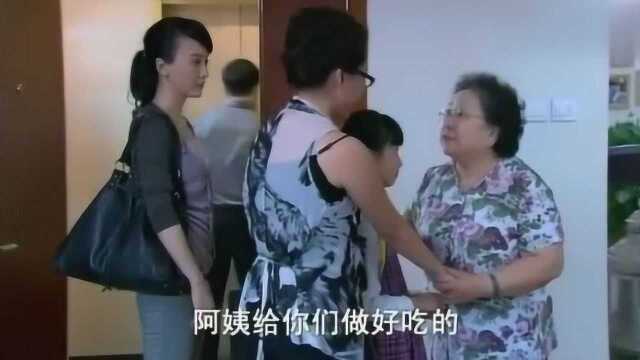 我们班的马宇航,他爸爸找了一个新妈妈,就把他转到寄宿学校去了