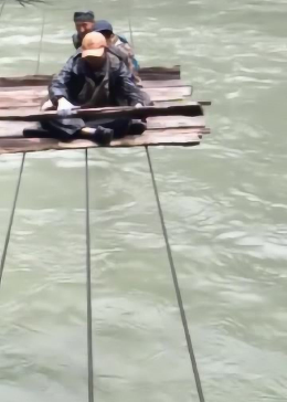 这是我第一次见真正的过河拆桥