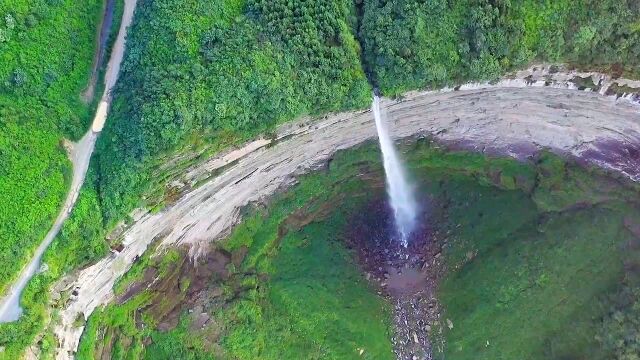 航拍南川区风吹岭景色