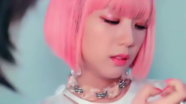 韩国女团BLACKPINK堪称经典的三个