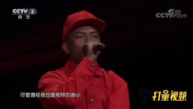 南征北战热血演唱《生来倔强》,歌声充满力量,好听