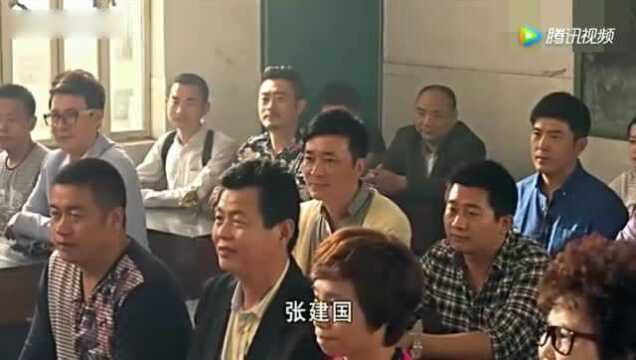 这才是同学聚会!你们那种顶多叫聚聚!