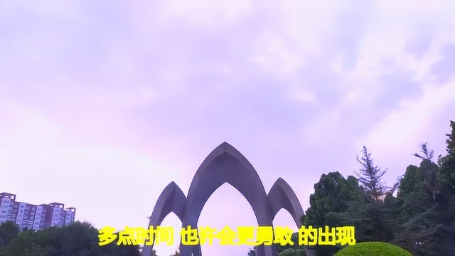 抖音神曲《嘟嘟嘟》苏仨,听完还想再听,这魔性的旋律太洗脑了!