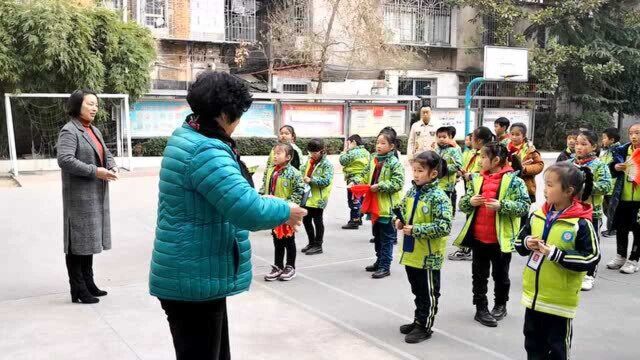 京剧进校园,国粹有传承:衡阳市老干部京剧协会走进雁峰区天后街小学