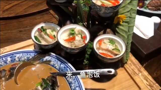 美食新沂:窑湾古镇吃船菜大闸鱼汤泡饭,喝绿豆烧酒真吃瘾