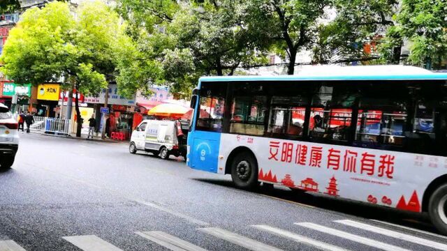 都说贵州消费很高,在贵阳15块钱吃顿快餐,大家觉得怎么样