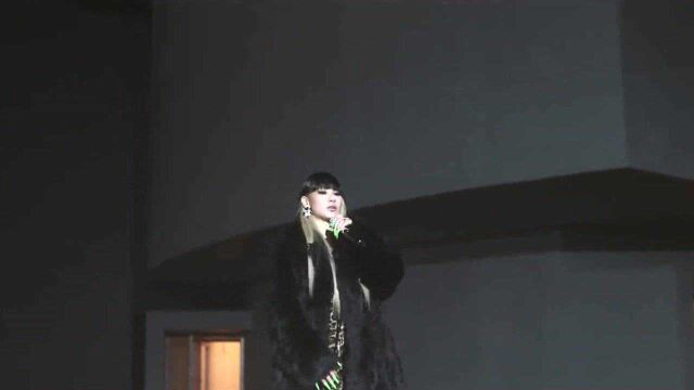 女王回归!CL李彩麟首张正规专辑主打歌《Let it》初Live舞台曝光