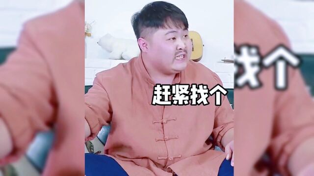 百万博主自编自导自演段子合集,一家三口可谓是其乐融融,幸福快乐