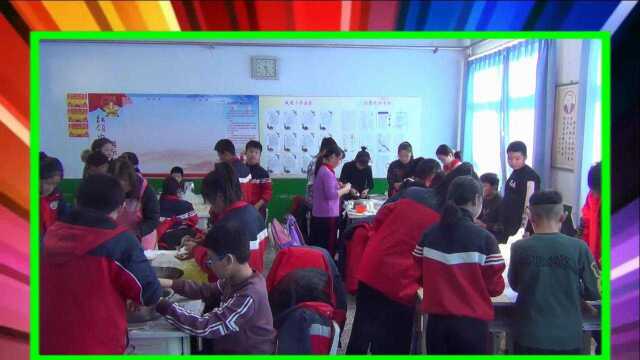 感恩的心(承德县大平台中心小学 6.1班综合活动实践系列—学包饺子)