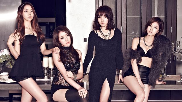 【Stellar】韩国19禁性感女团舞,体验一下当财阀的快乐!