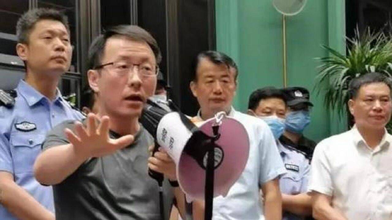 县委书记凌晨＂7分钟讲话视频＂火了!当地:正着力处理承诺事项