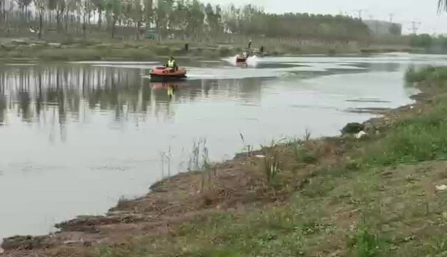 水陆两栖全地形车天龙 逍遥游8X 实测视频【1】