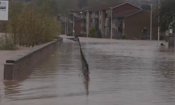 风暴“巴贝特”袭击欧洲多地,至少4人死亡