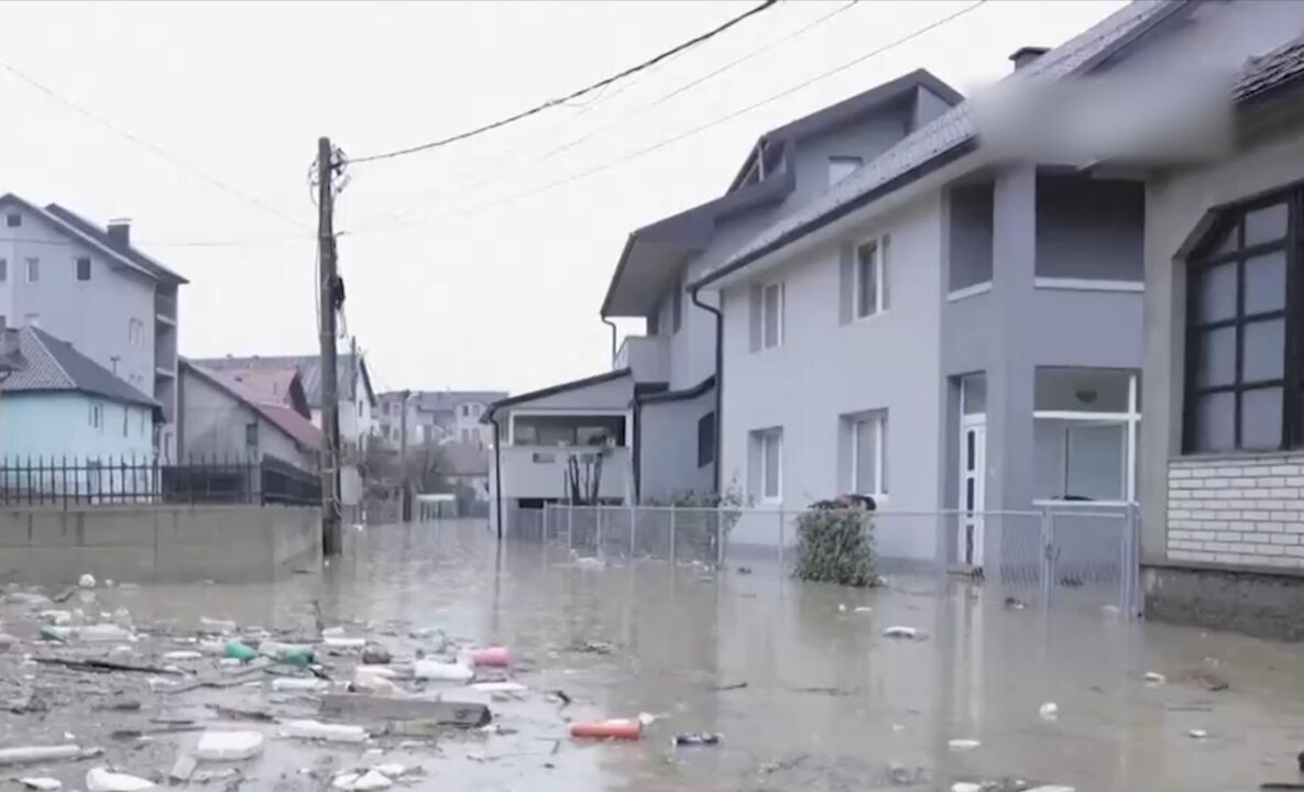 黑山:突降暴雨,多地发生洪涝灾害