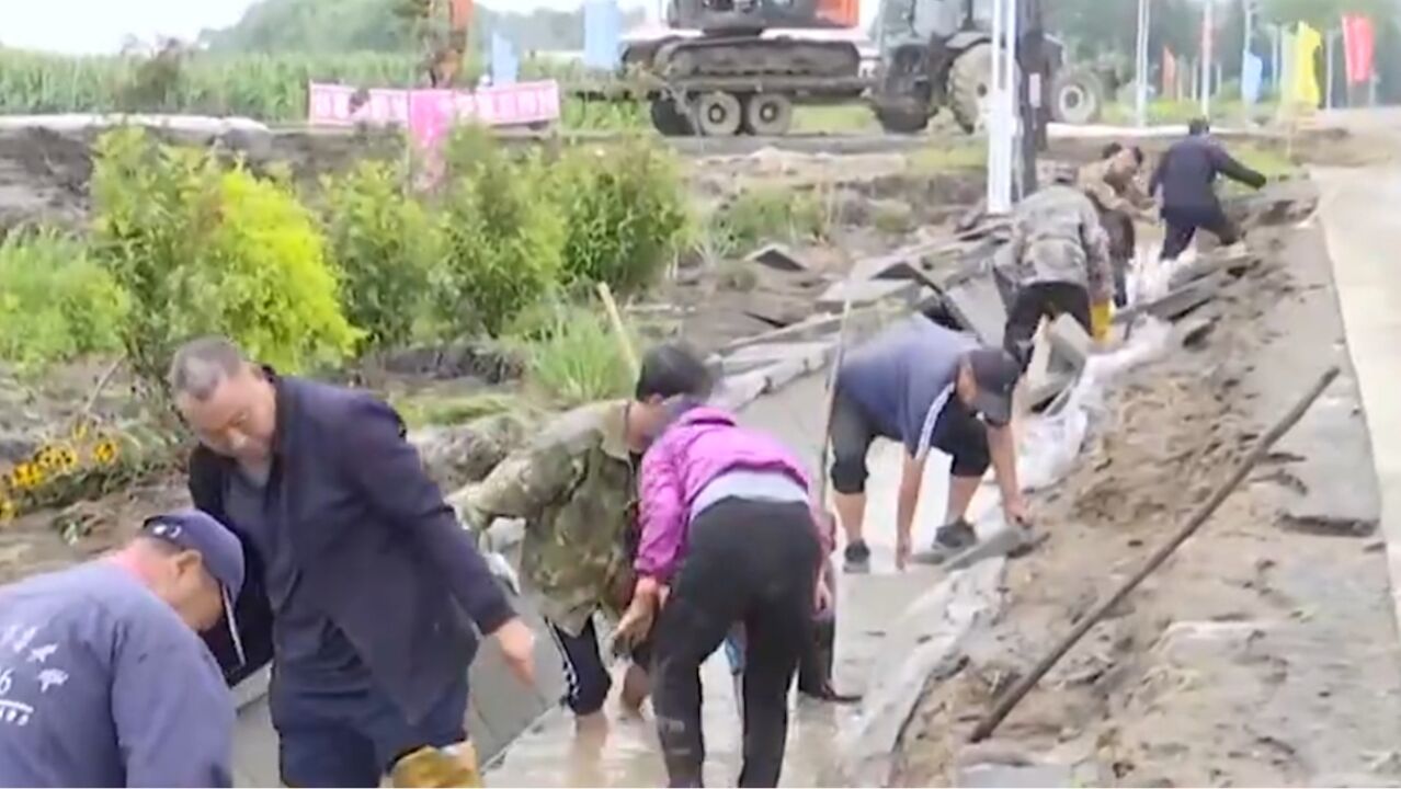 新闻特写:永发乡的无声“集结号”,暴雨过后村民自发清淤抢修