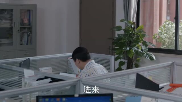 少年派:钱三一作文用的文言文,妙妙无情吐槽:这狗太烧包了!