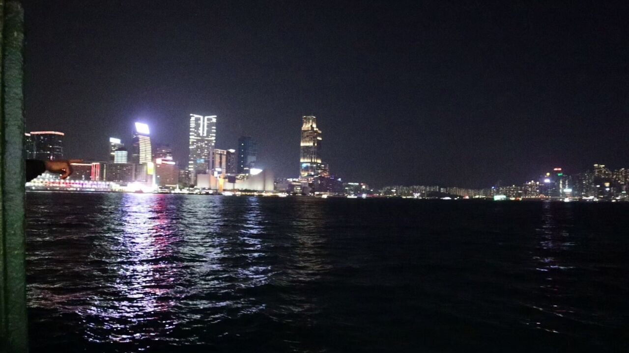 香港维多利亚港湾之璀璨夜色