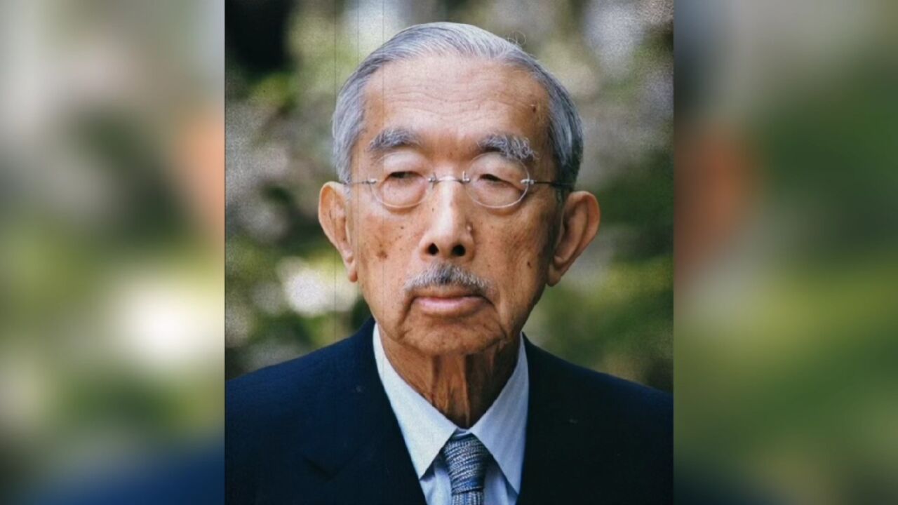 头号战犯日本裕仁天皇,在位63年,躲过审判寿终正寝